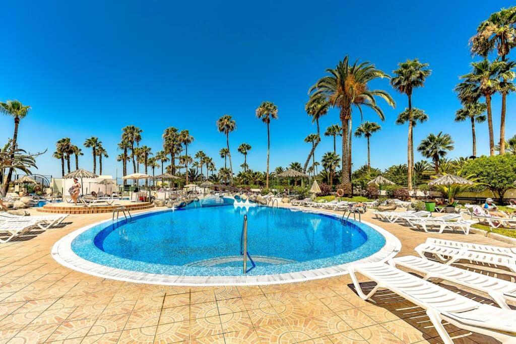 Apartment In Complex Altamira With Direct Ocean View Costa Adeje  Buitenkant foto