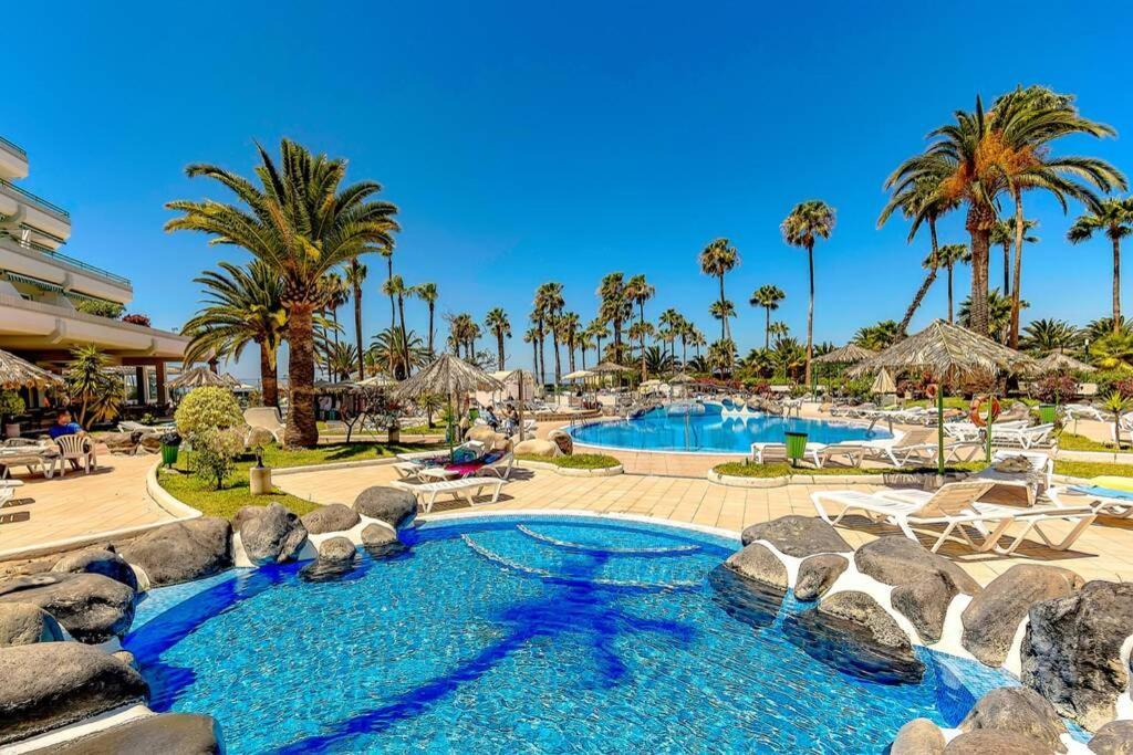 Apartment In Complex Altamira With Direct Ocean View Costa Adeje  Buitenkant foto