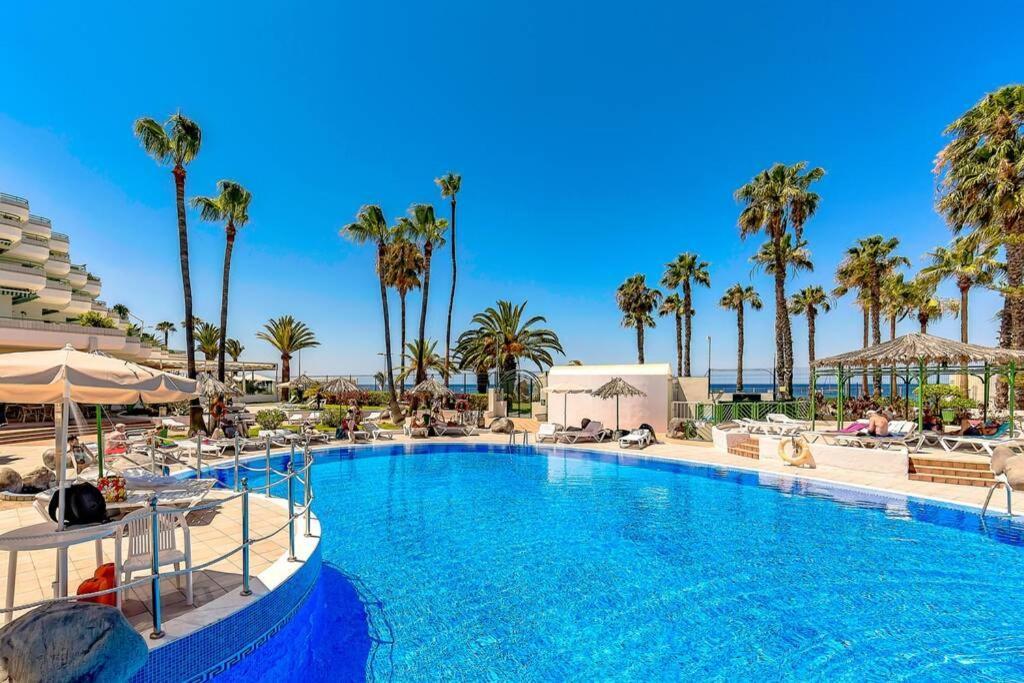 Apartment In Complex Altamira With Direct Ocean View Costa Adeje  Buitenkant foto