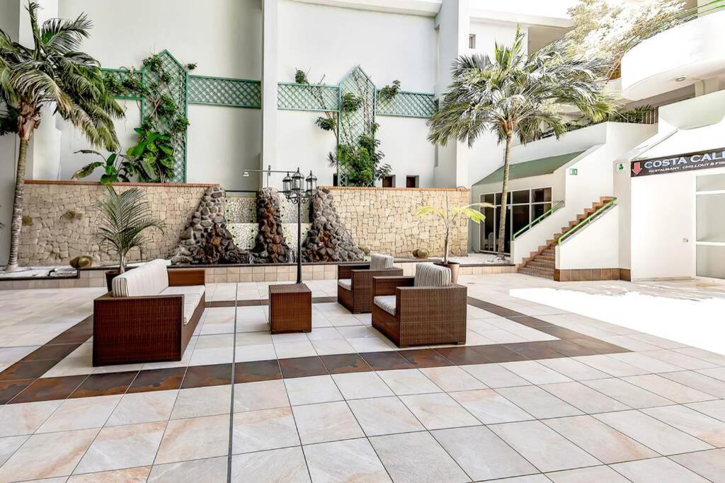 Apartment In Complex Altamira With Direct Ocean View Costa Adeje  Buitenkant foto