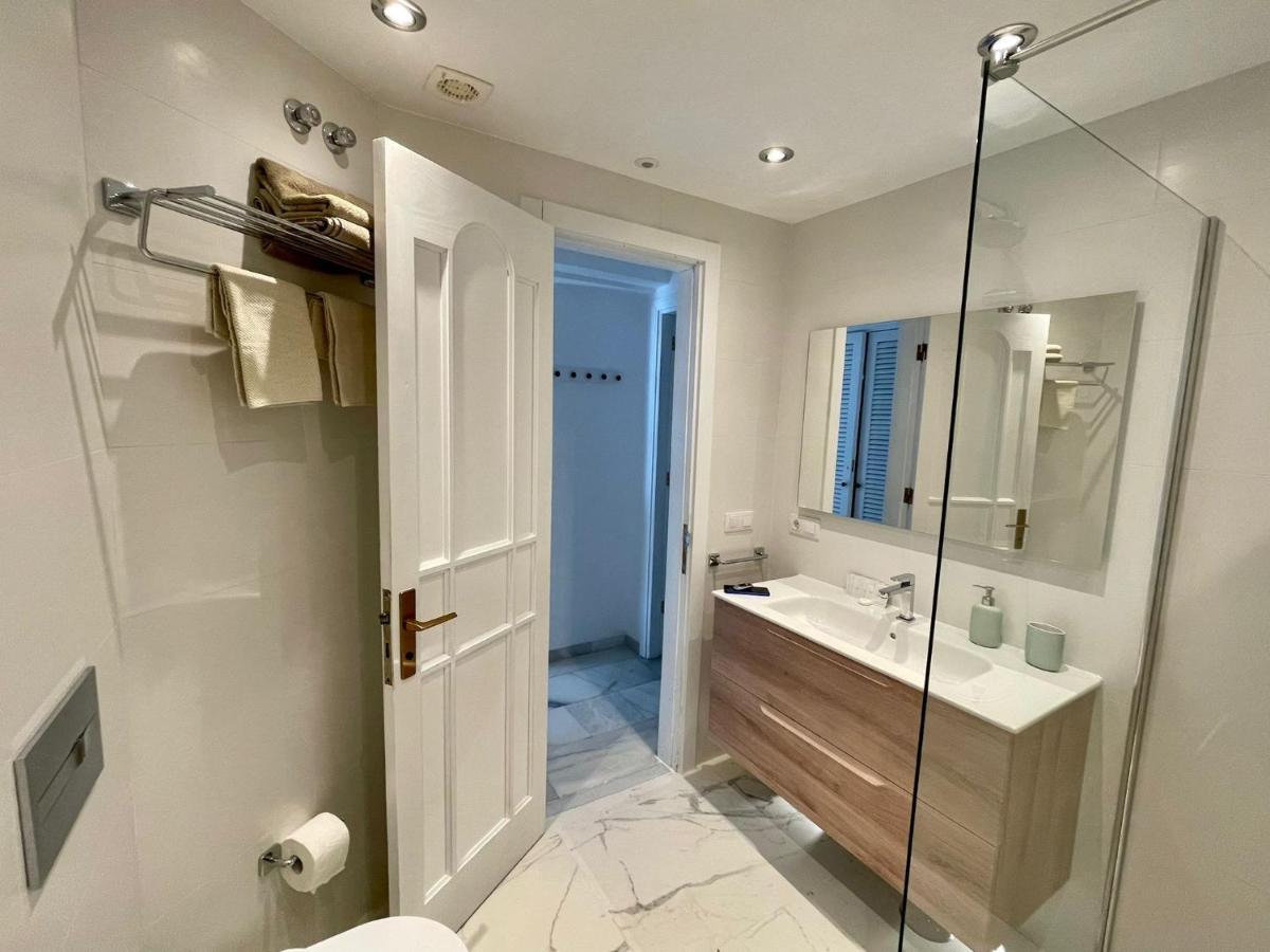 Apartment In Complex Altamira With Direct Ocean View Costa Adeje  Buitenkant foto