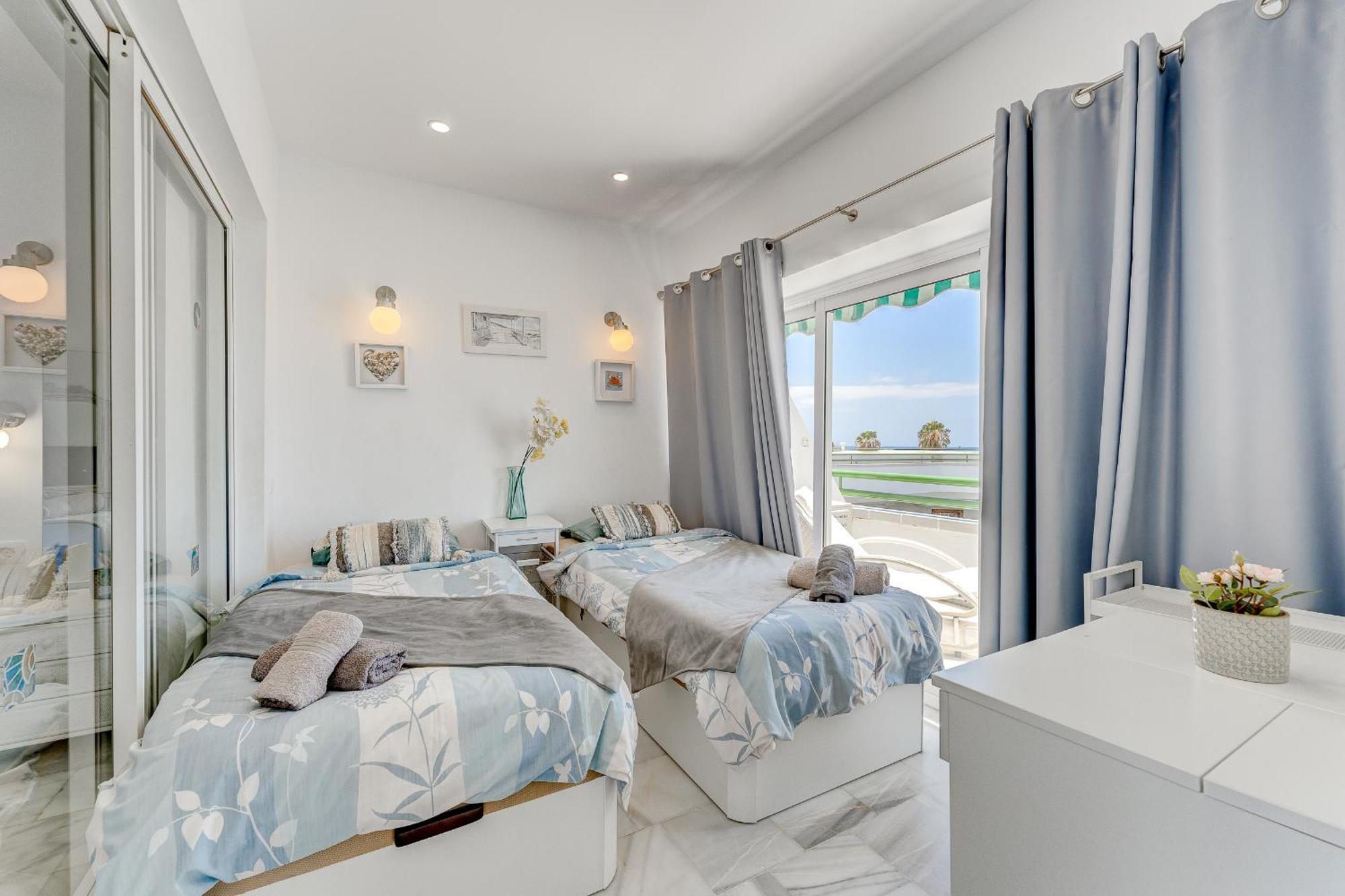 Apartment In Complex Altamira With Direct Ocean View Costa Adeje  Buitenkant foto