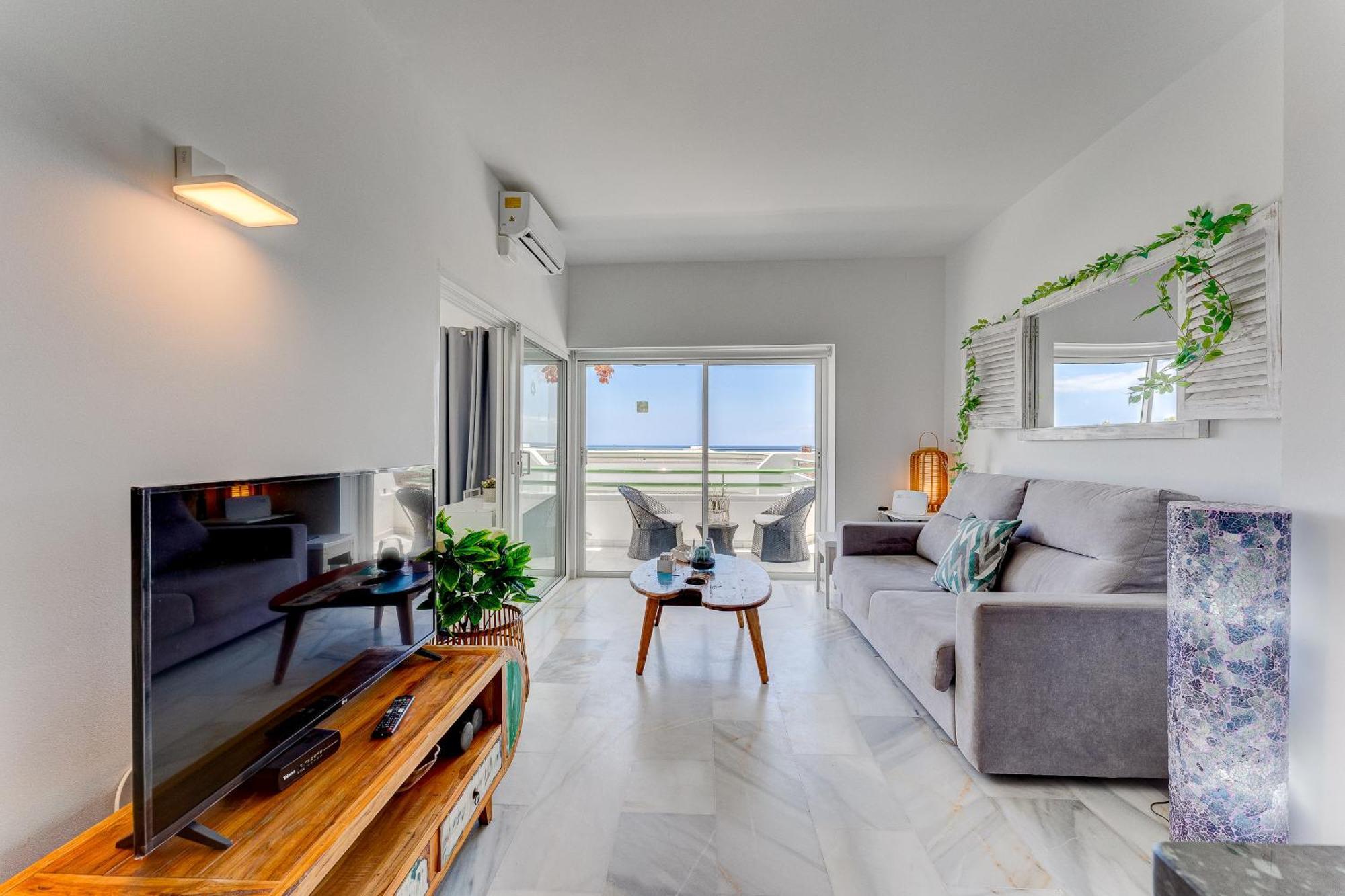 Apartment In Complex Altamira With Direct Ocean View Costa Adeje  Buitenkant foto