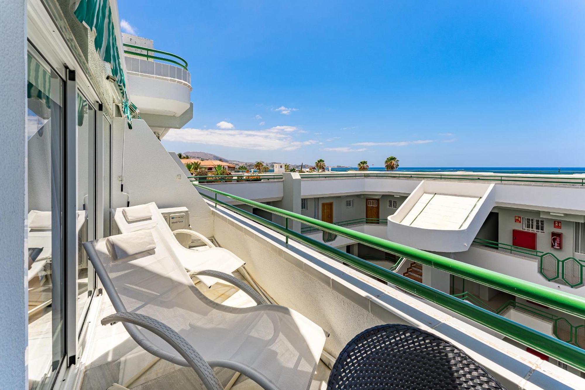 Apartment In Complex Altamira With Direct Ocean View Costa Adeje  Buitenkant foto